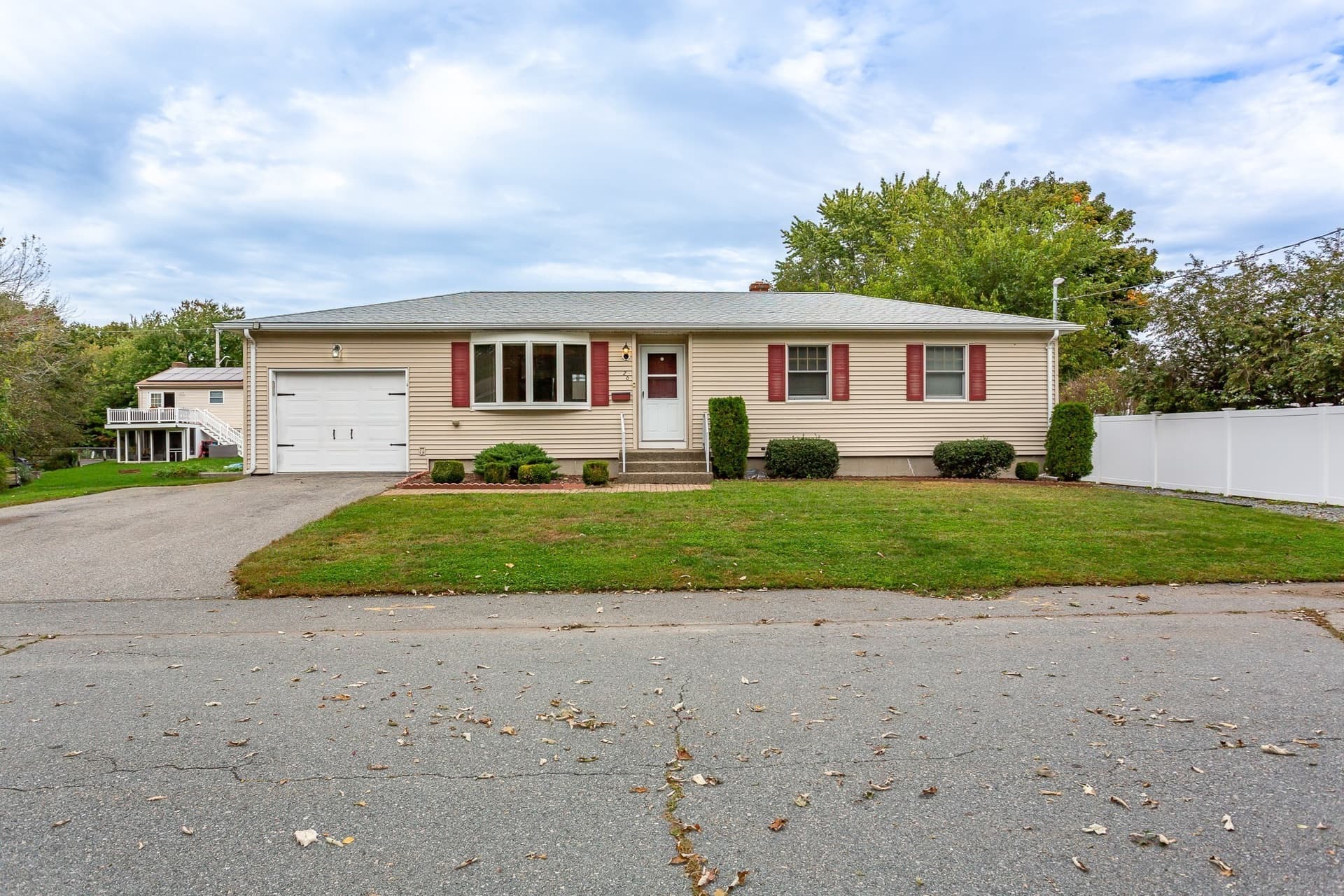 26 Midland Rd, Somerset MA 02726