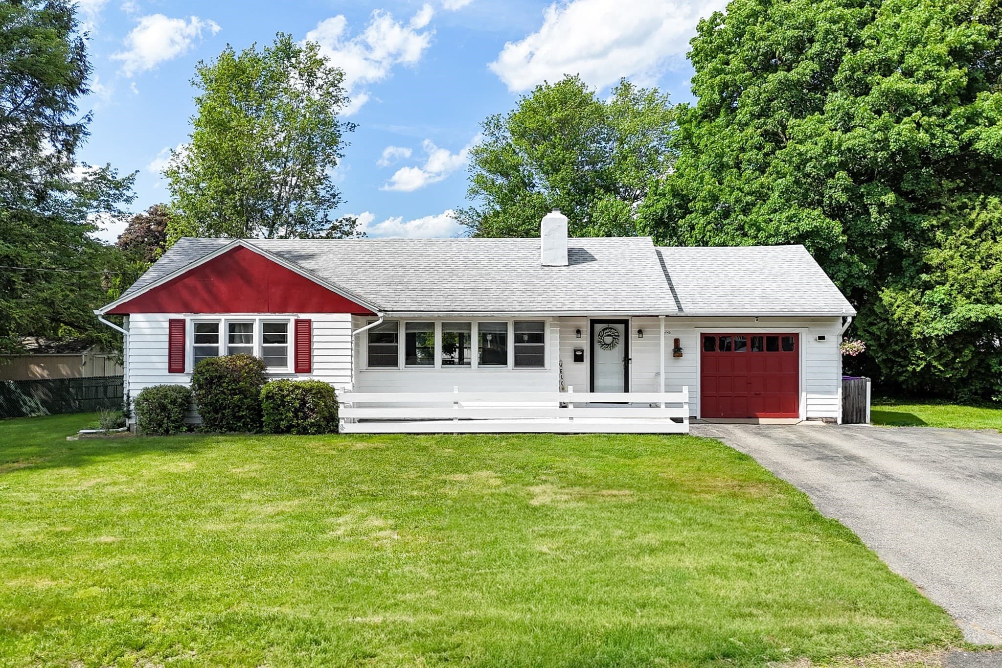 62 Clayton Road, Holyoke MA 01040