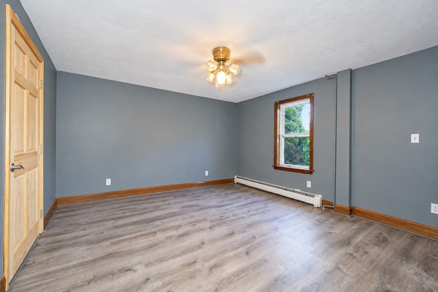 Single Family Residence at 37 Benefit St, Taunton MA 02780, Taunton, photo 12 of 17