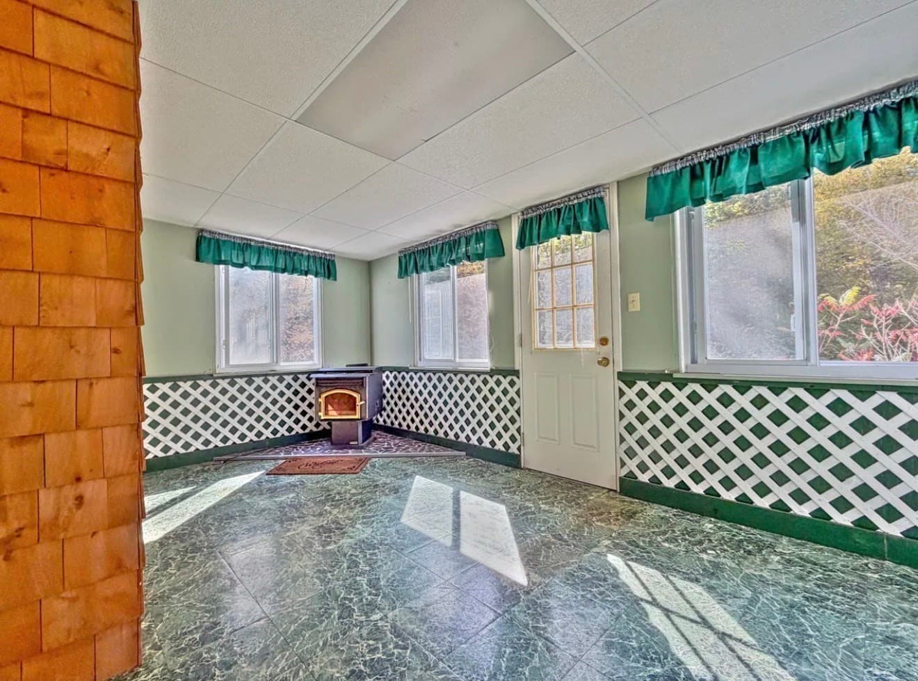 Mobile Home at 403 Tully Rd, Orange MA 01364, Orange, photo 15 of 30