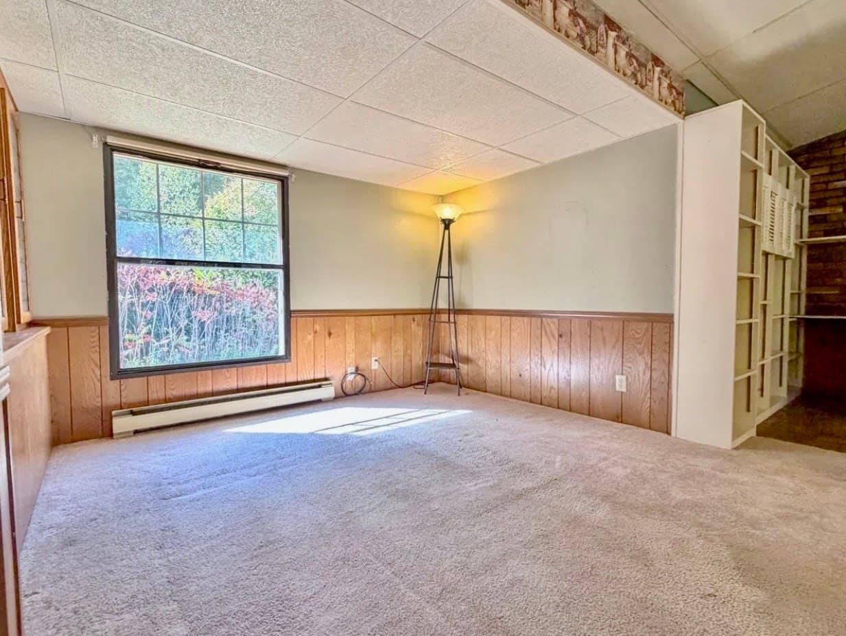 Mobile Home at 403 Tully Rd, Orange MA 01364, Orange, photo 8 of 30
