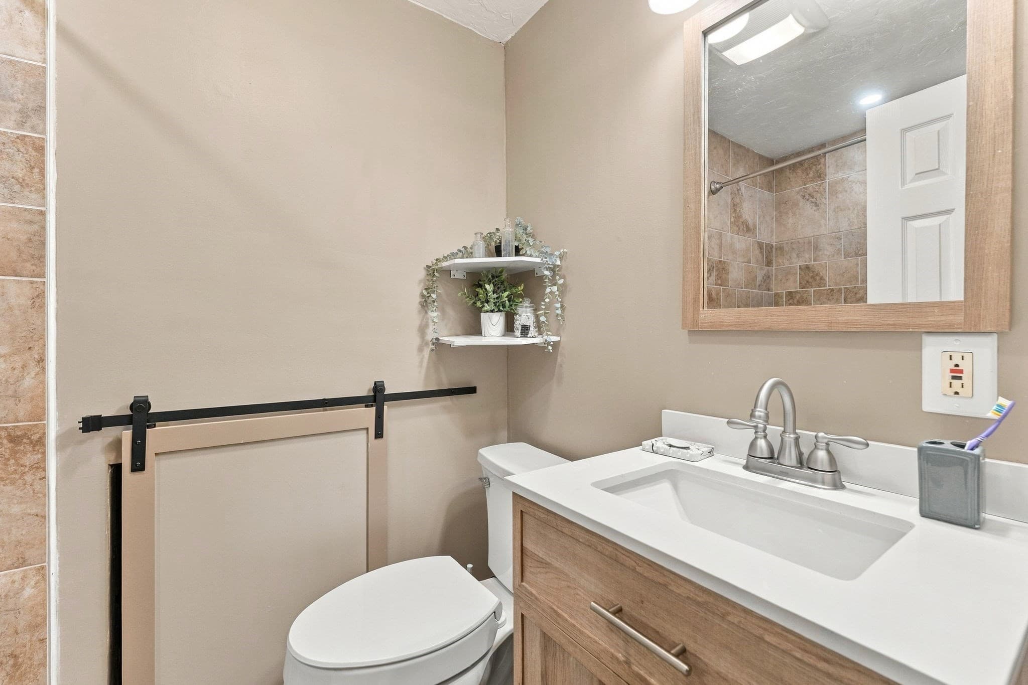 Condominium at 31 Thurston Avenue # 31, Northbridge MA 01534, Northbridge, photo 23 of 34