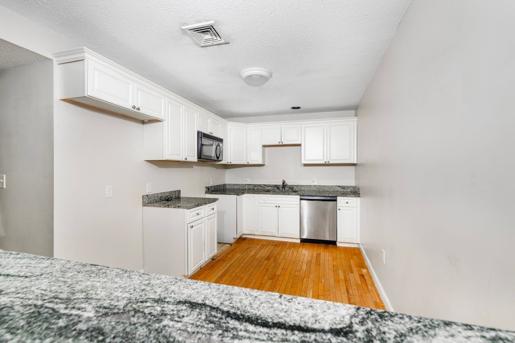 Condominium at 1029 Pleasant St # 9, Worcester MA 01602, Worcester, photo 9 of 18