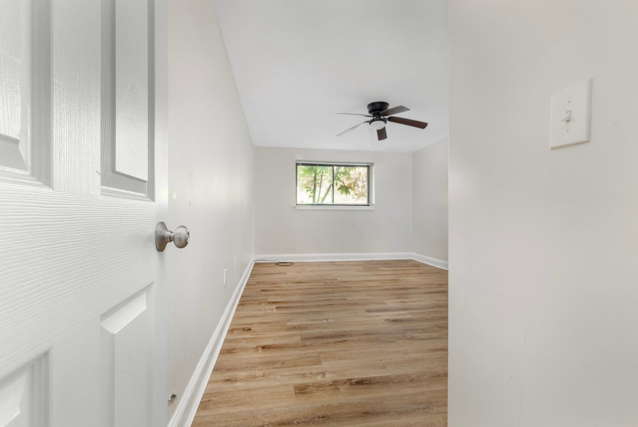 Condominium at 1029 Pleasant St # 9, Worcester MA 01602, Worcester, photo 14 of 18