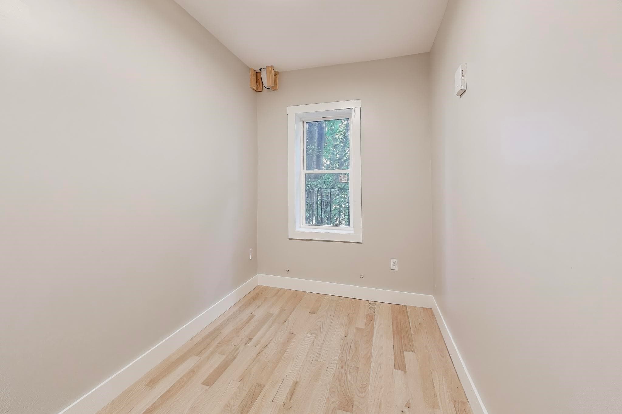 5-9 Family at 35-37 Delle Ave, Boston MA 02136, Boston, photo 14 of 28