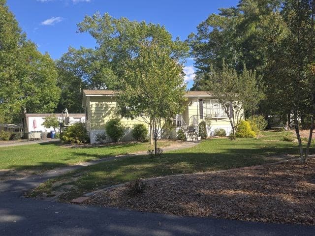 39-9 South Meadow Village Rd, Carver MA 02330