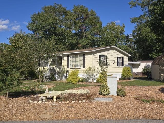 Mobile Home at 39-9 South Meadow Village Rd, Carver MA 02330, Carver, photo 8 of 26