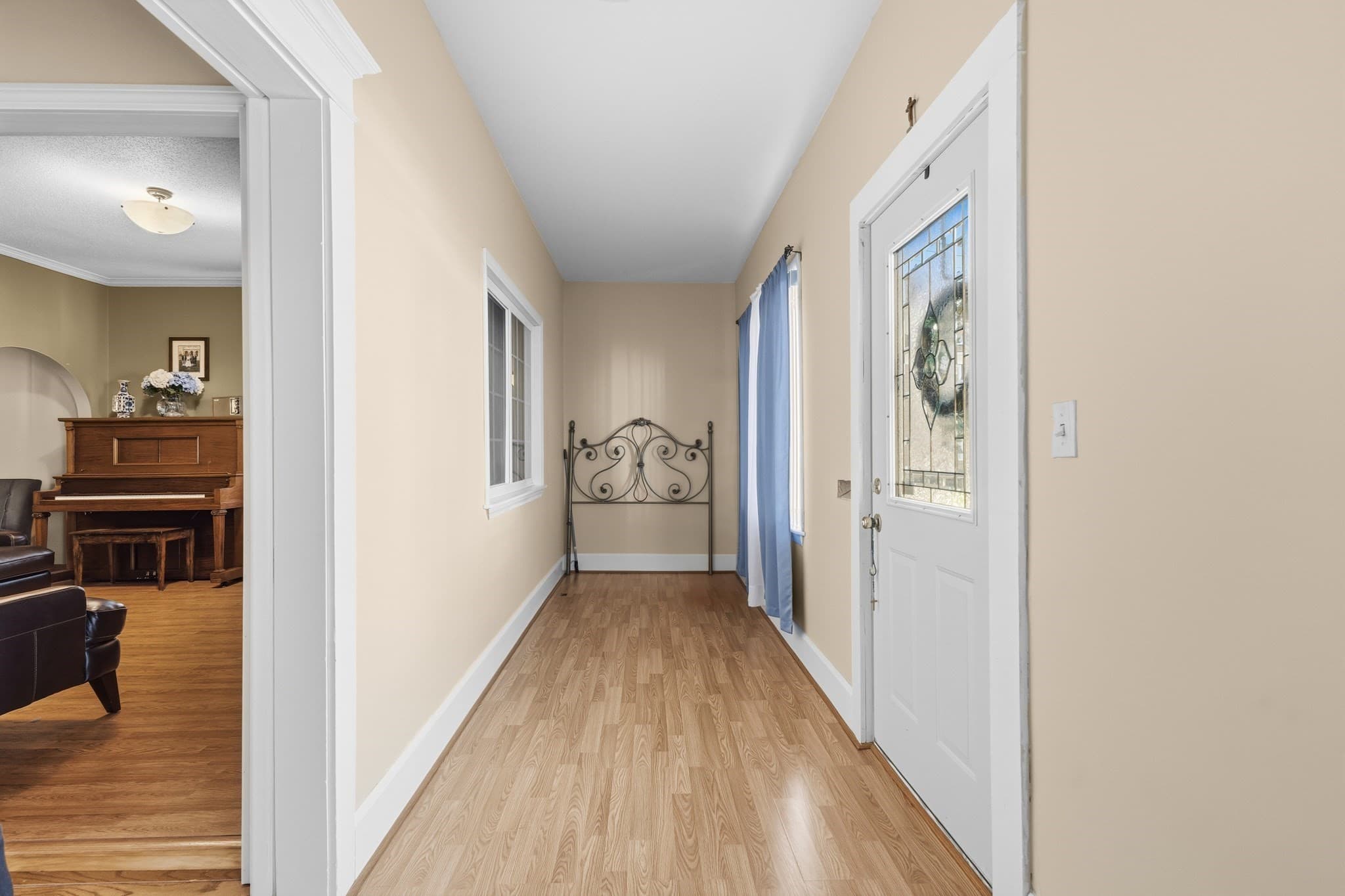 Single Family Residence at 58 Lombard St, New Bedford MA 02740, New Bedford, photo 3 of 22