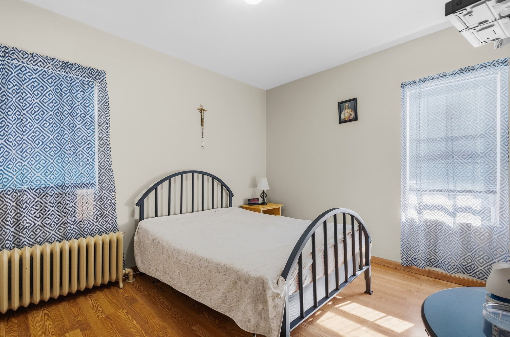 Single Family Residence at 58 Lombard St, New Bedford MA 02740, New Bedford, photo 9 of 22