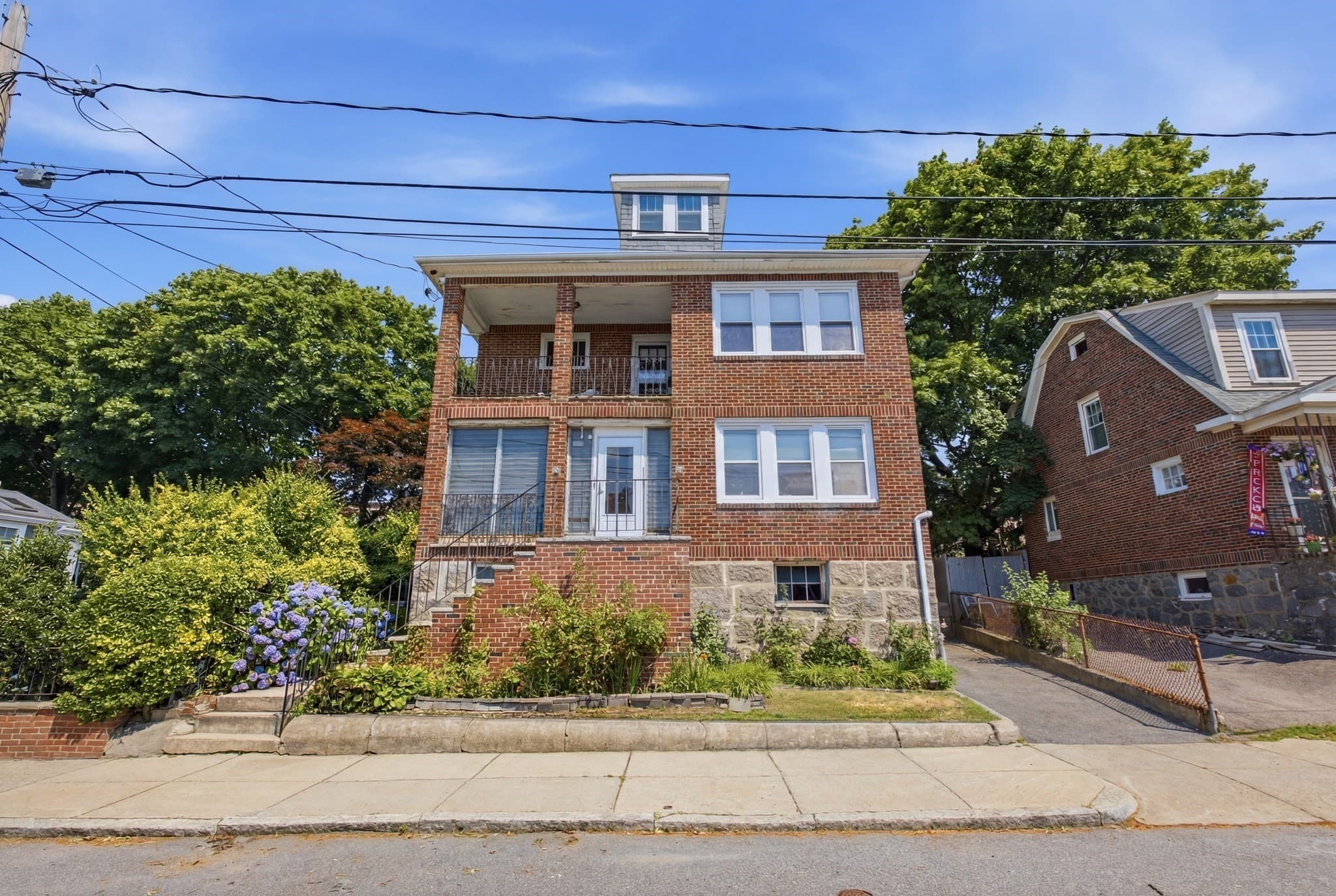 Multi Family at 38-40 Franconia St, Boston MA 02122, Boston, photo 2 of 42