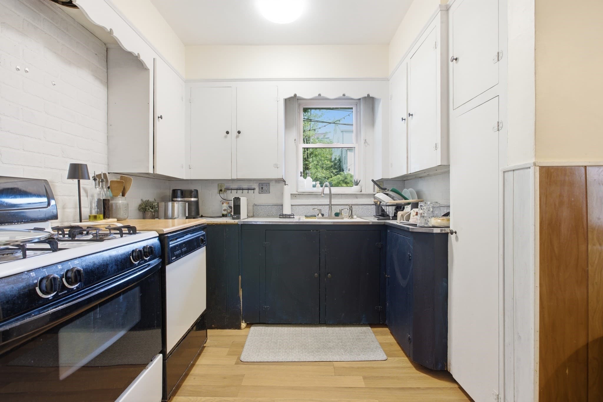 Multi Family at 38-40 Franconia St, Boston MA 02122, Boston, photo 9 of 42