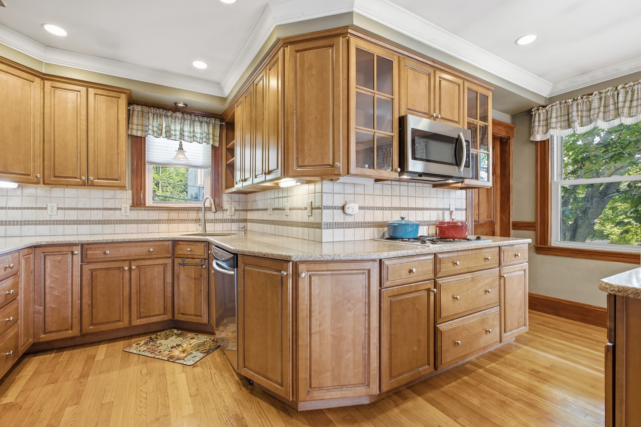 Multi Family at 38-40 Franconia St, Boston MA 02122, Boston, photo 18 of 42