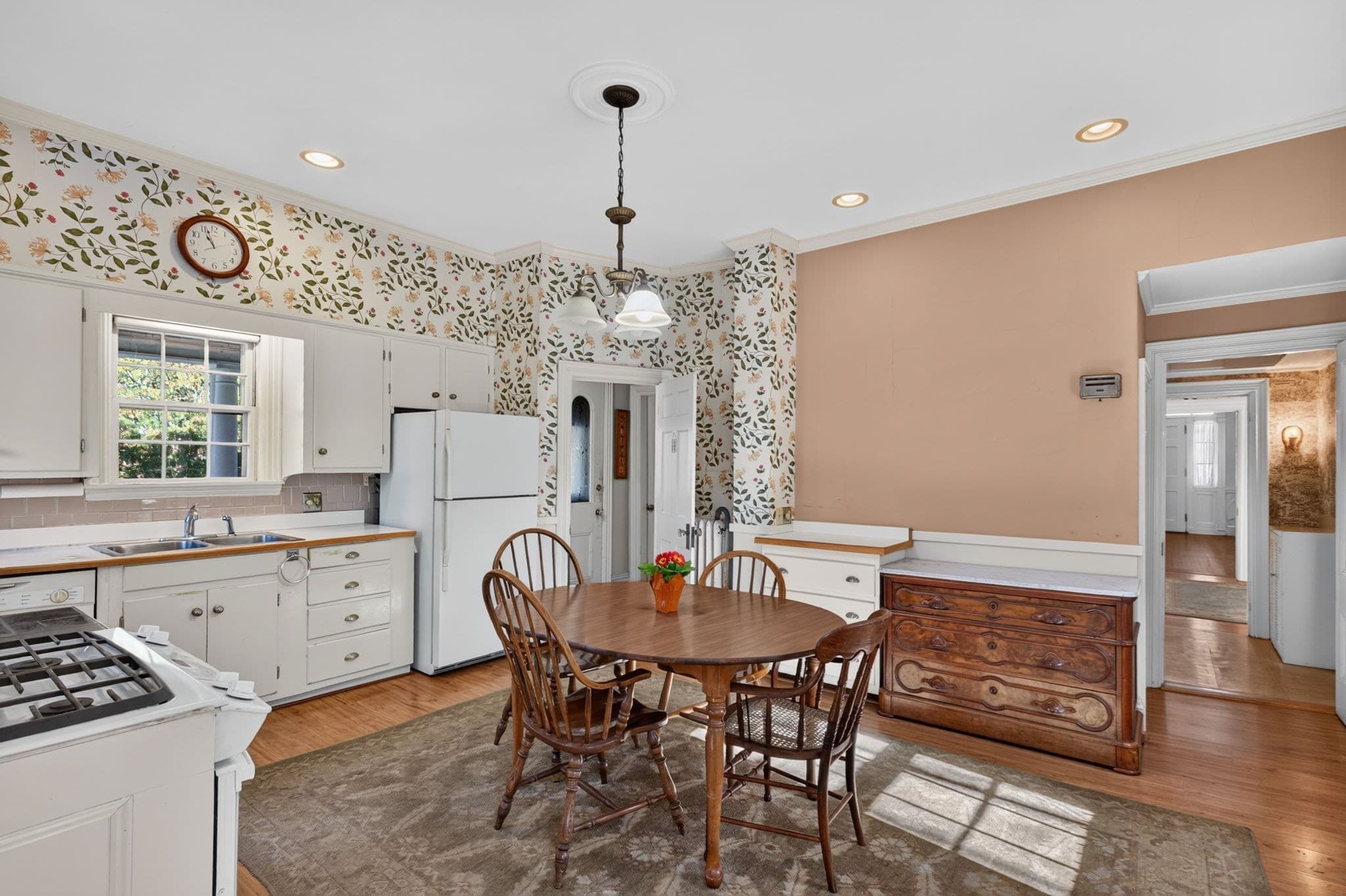 Single Family Residence at 43 Summer St, Taunton MA 02780, Taunton, photo 17 of 42