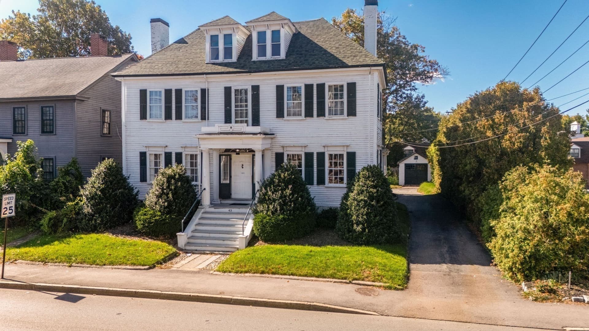 43 Summer St, Taunton MA 02780