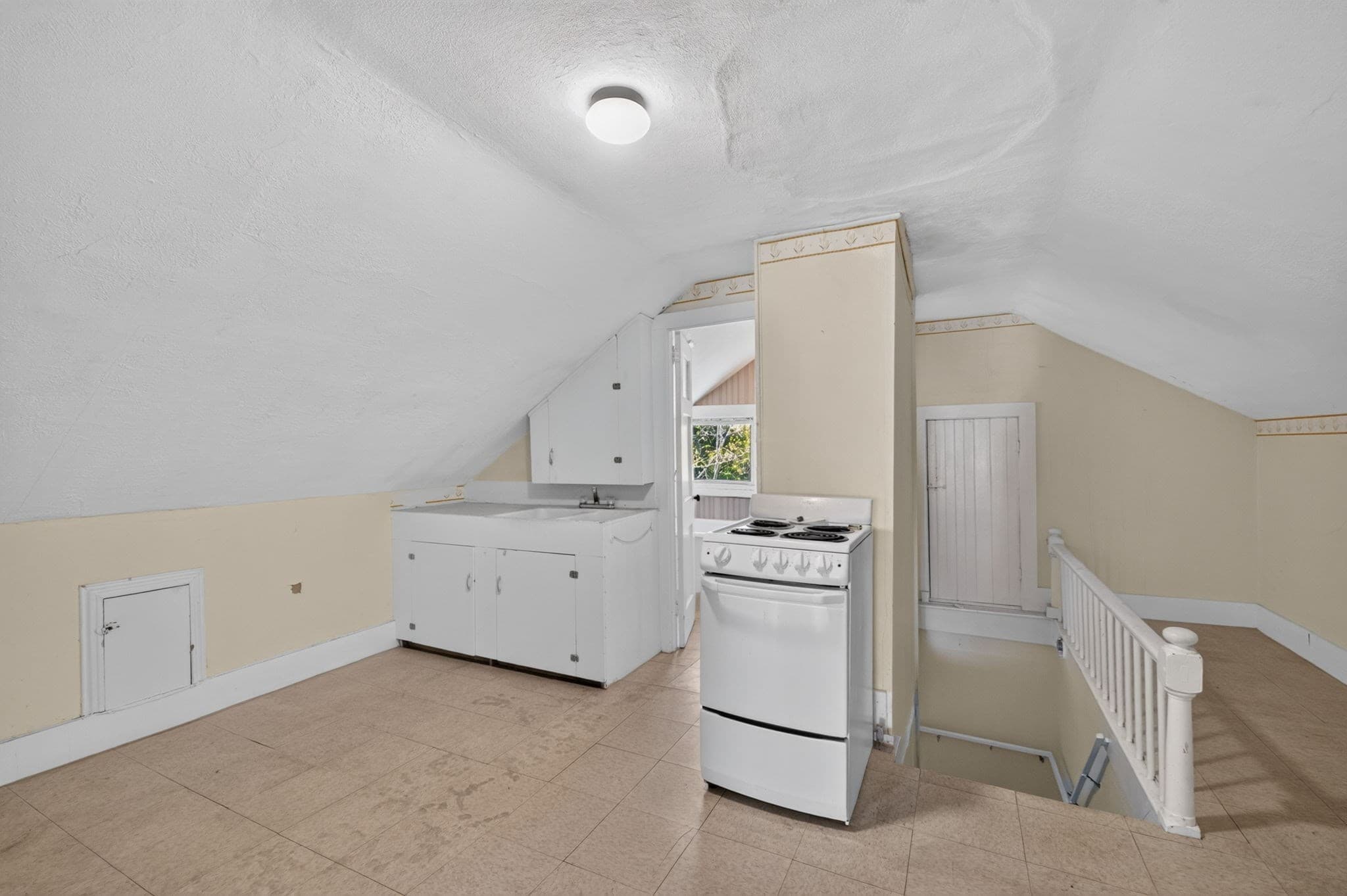 Single Family Residence at 43 Summer St, Taunton MA 02780, Taunton, photo 34 of 42