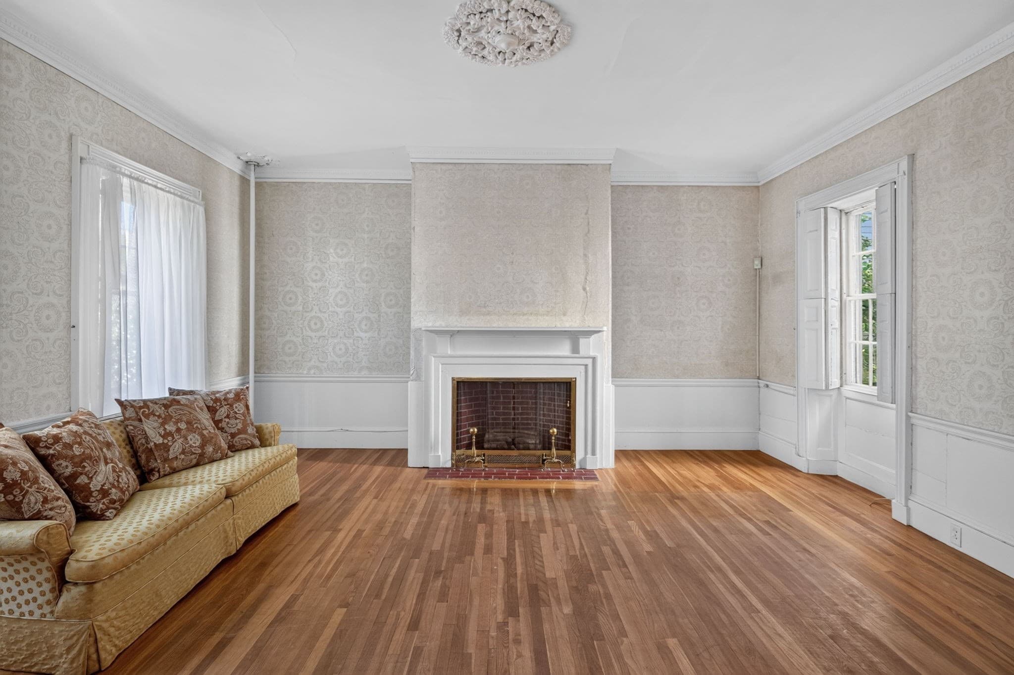 Single Family Residence at 43 Summer St, Taunton MA 02780, Taunton, photo 10 of 42