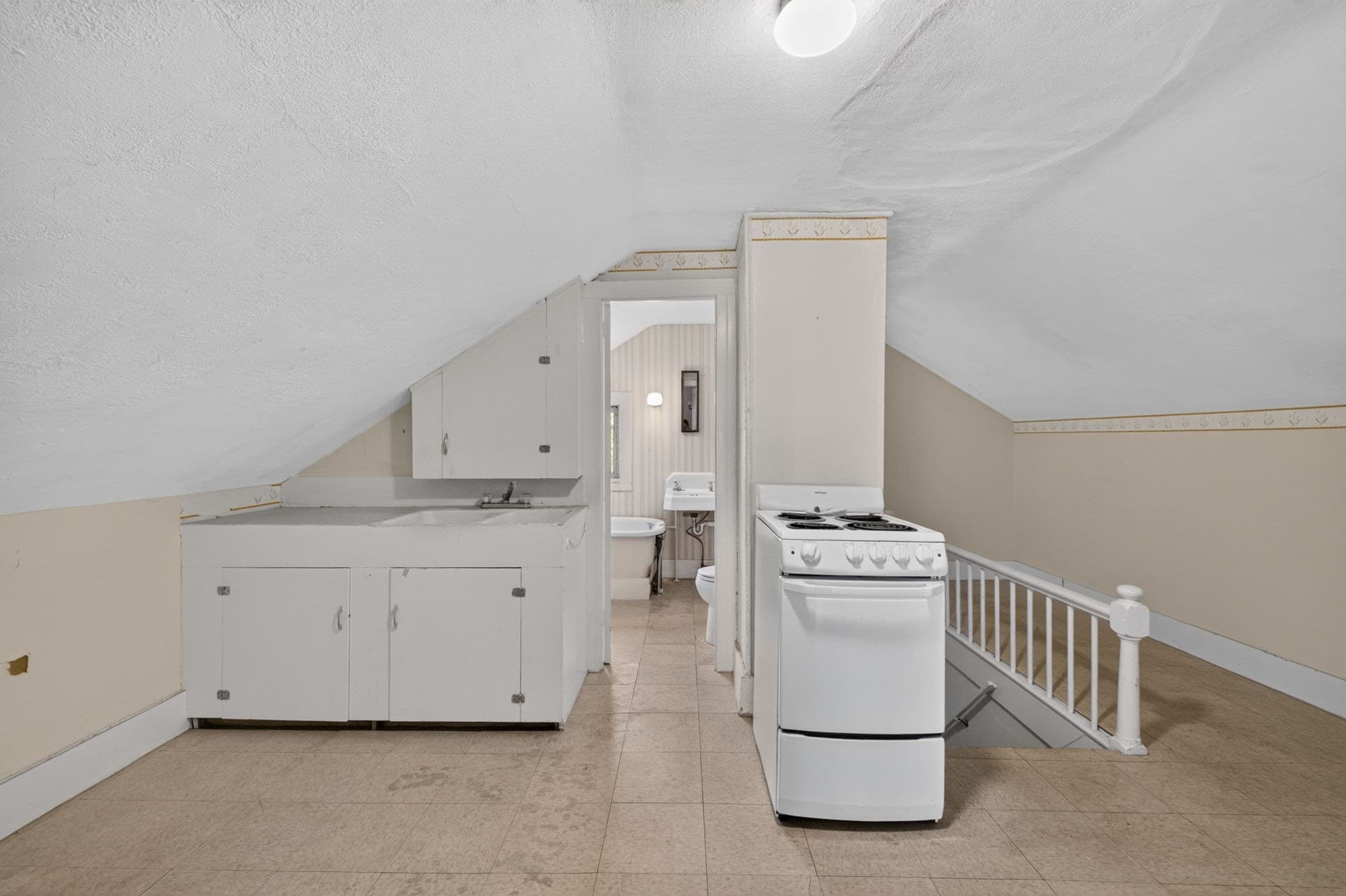 Single Family Residence at 43 Summer St, Taunton MA 02780, Taunton, photo 33 of 42