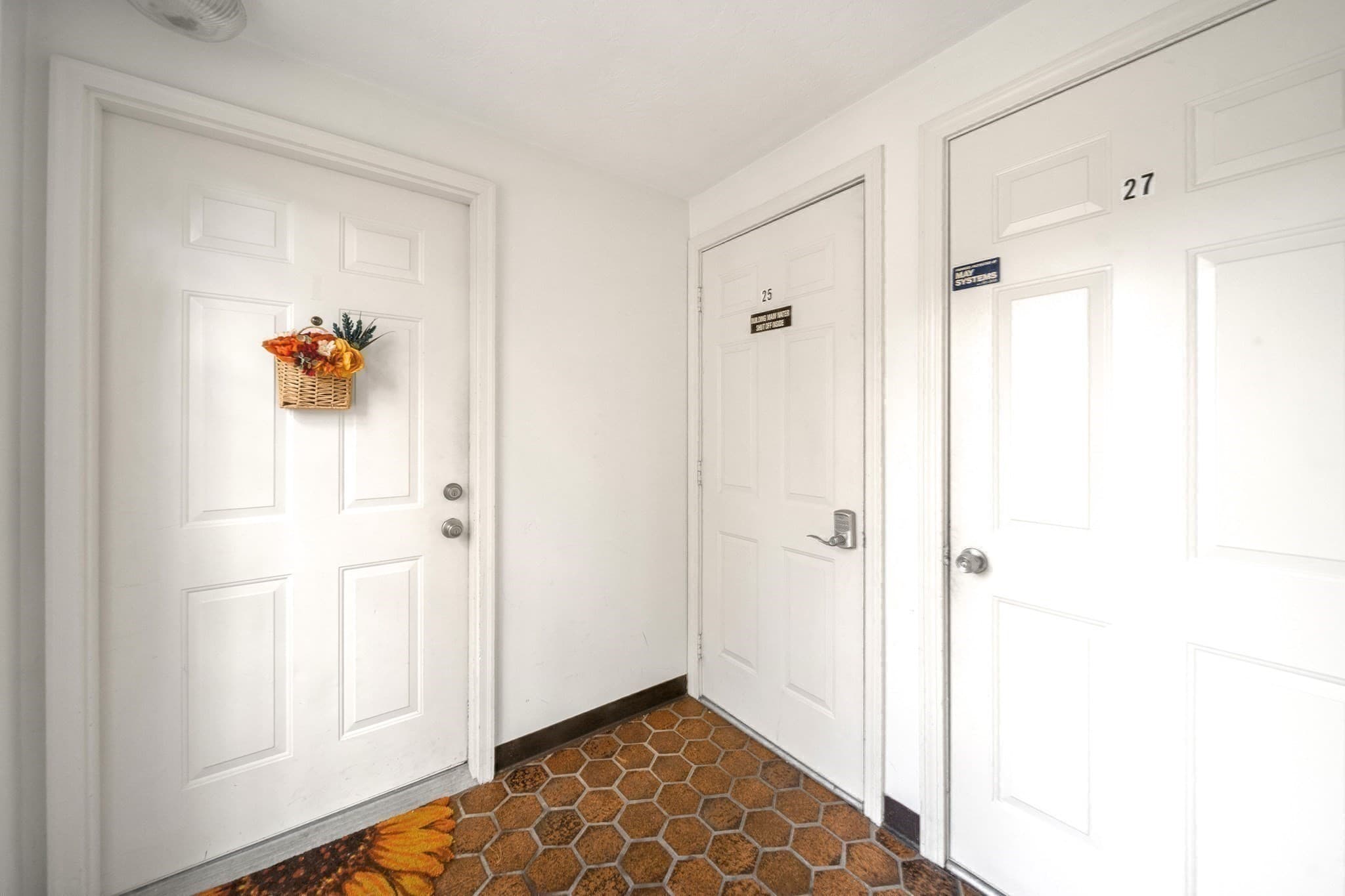 Condominium at 25 Bayberry Dr # 25, Worcester MA 01607, Worcester, photo 17 of 26