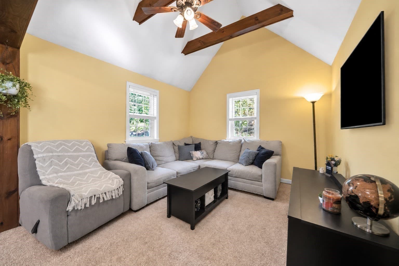 Condominium at 25 Bayberry Dr # 25, Worcester MA 01607, Worcester, photo 8 of 26