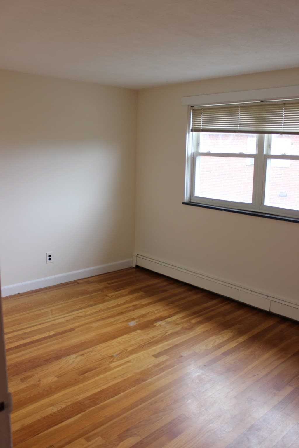 Condominium at 31 Warren St # 4, Waltham MA 02453, photo 10 of 16