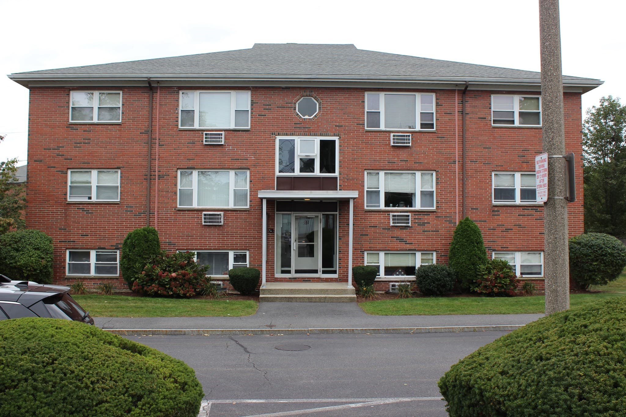 Condominium at 31 Warren St # 4, Waltham MA 02453, photo 15 of 16