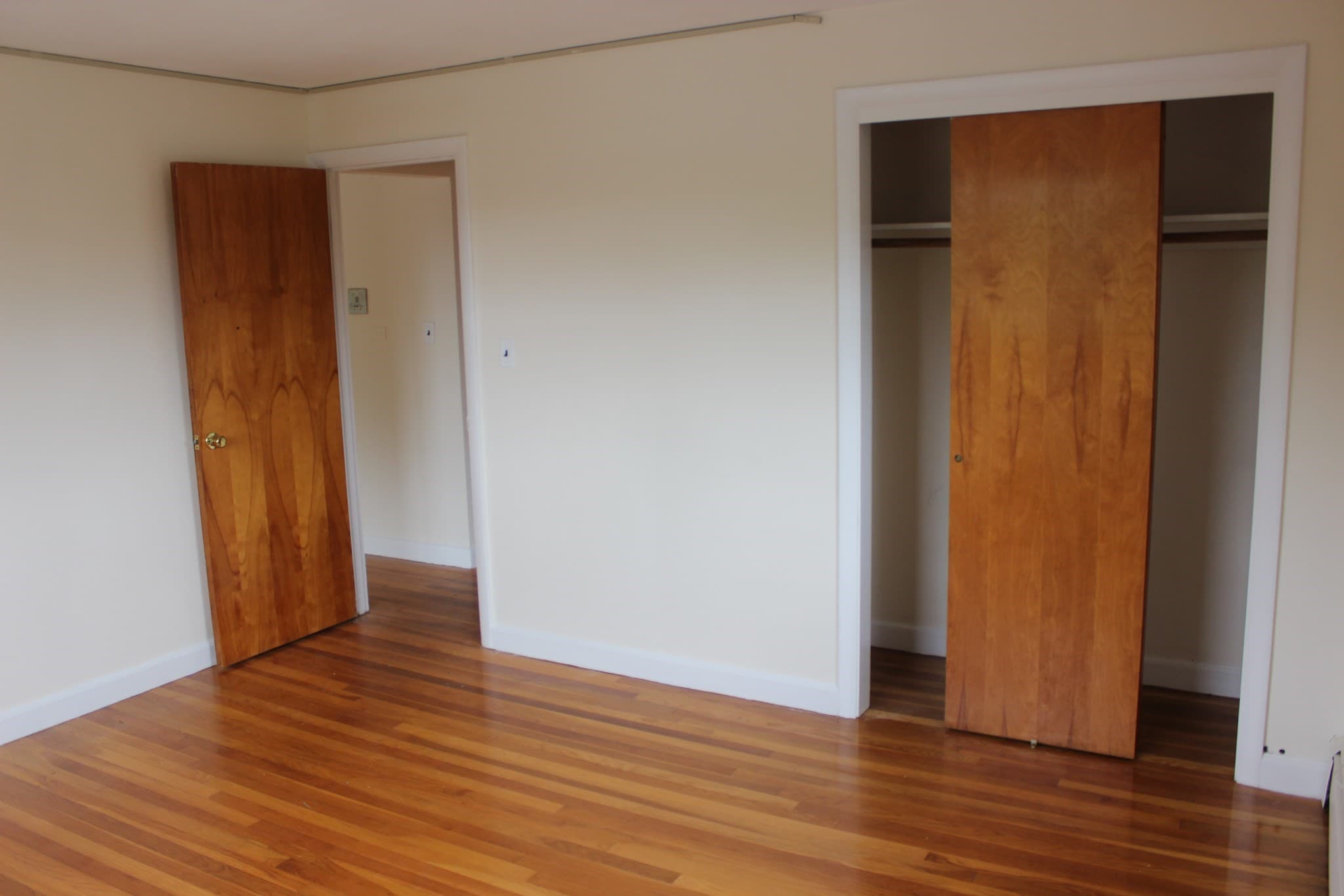 Condominium at 31 Warren St # 4, Waltham MA 02453, photo 8 of 16