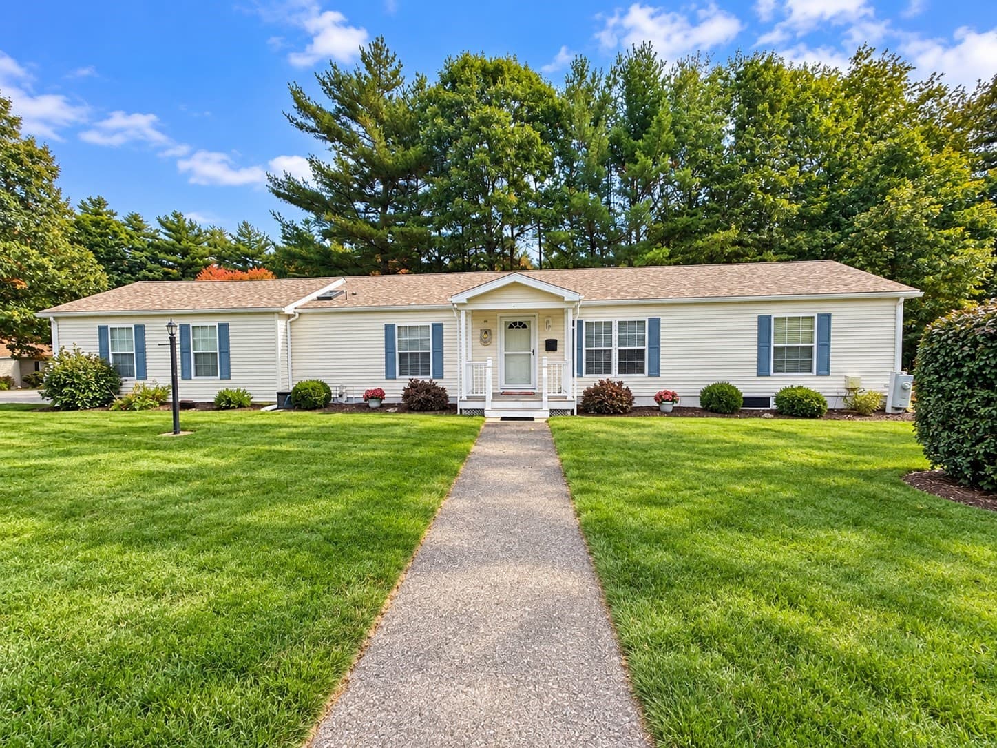 301 Blueberry Circle, Middleboro MA 02346