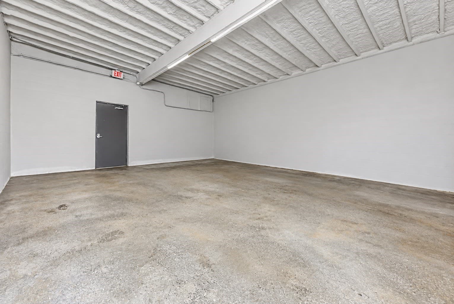 26 Howard St, Lowell MA 01851