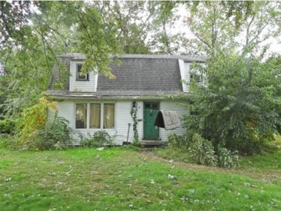 7 Linden Street, Oxford MA 01540