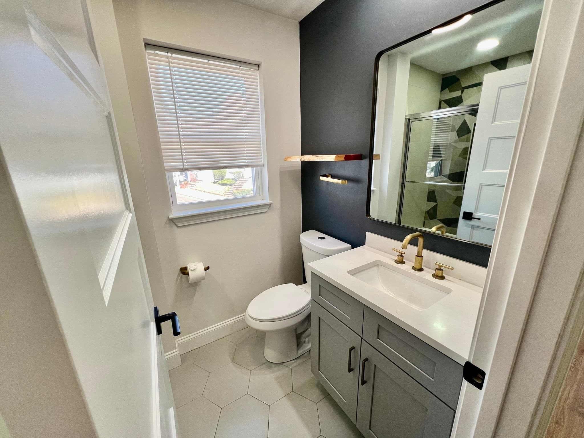 Apartment at 6 Harding Ave # 4, Everett MA 02149, photo 12 of 20
