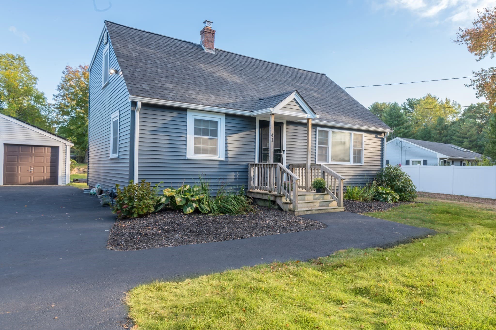 41 Silva St, Carver MA 02330