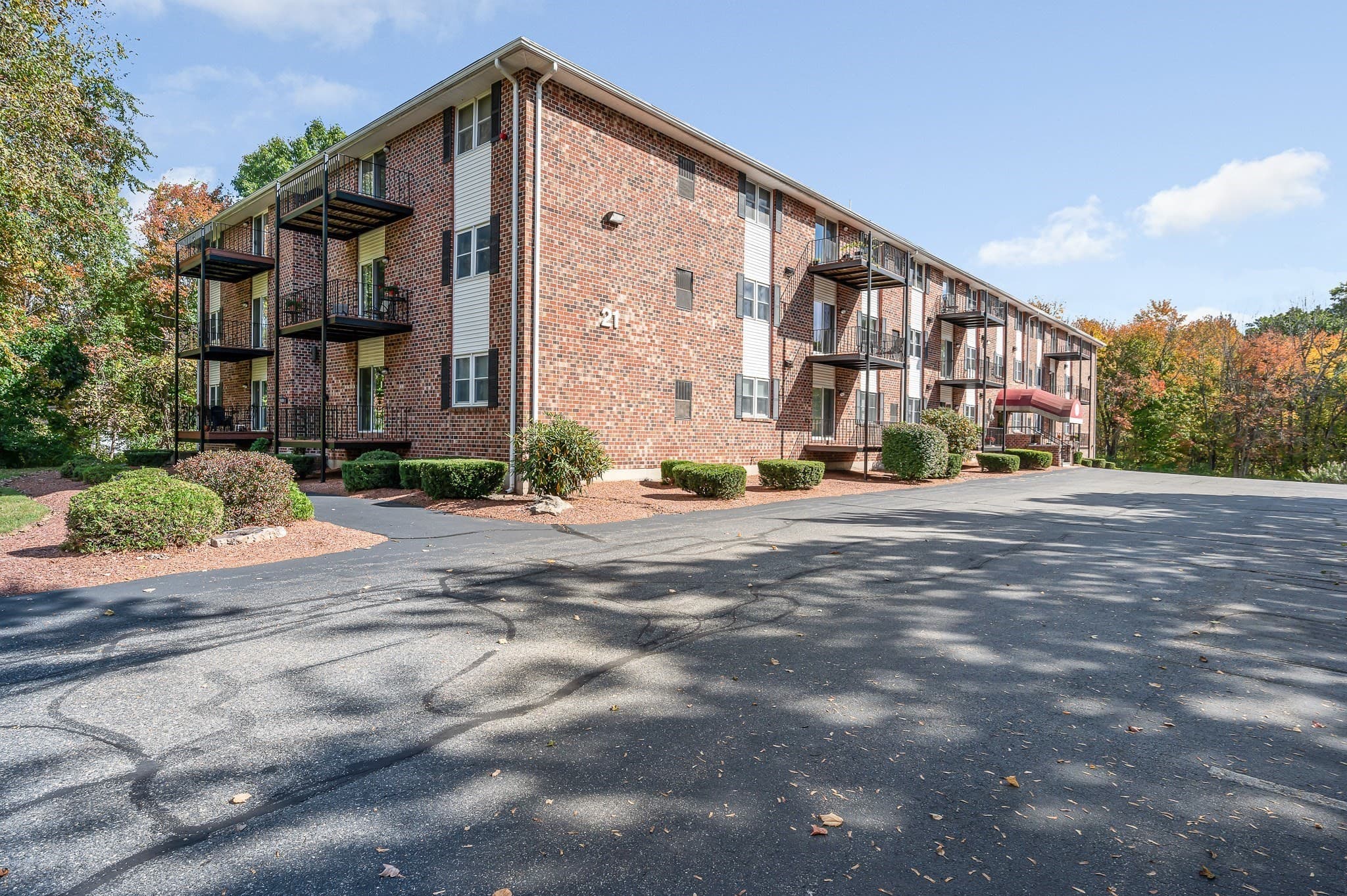 Condominium at 21 Dallas Dr # 202, Dracut MA 01826, photo 30 of 30