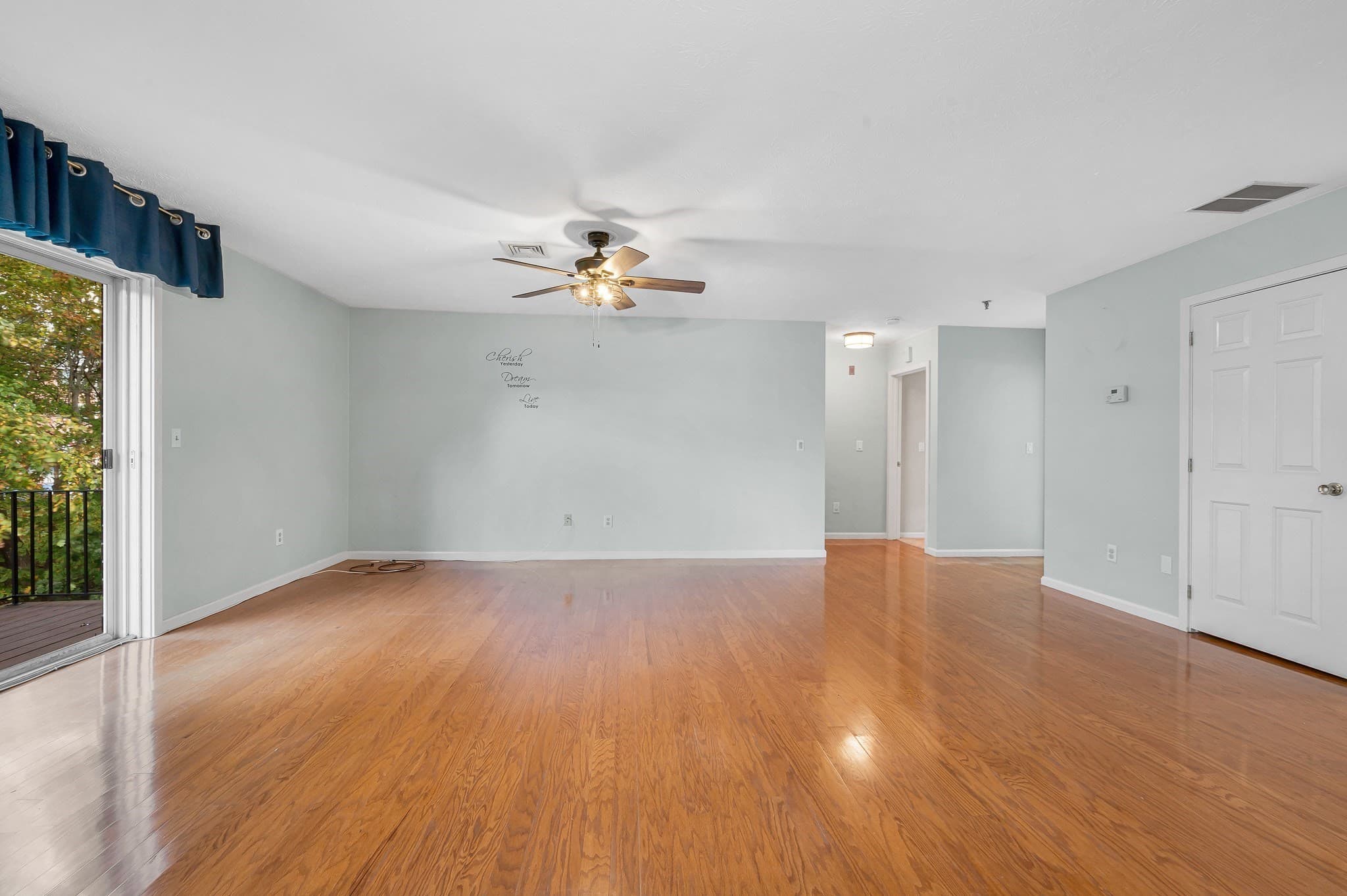 Condominium at 21 Dallas Dr # 202, Dracut MA 01826, Dracut, photo 14 of 29