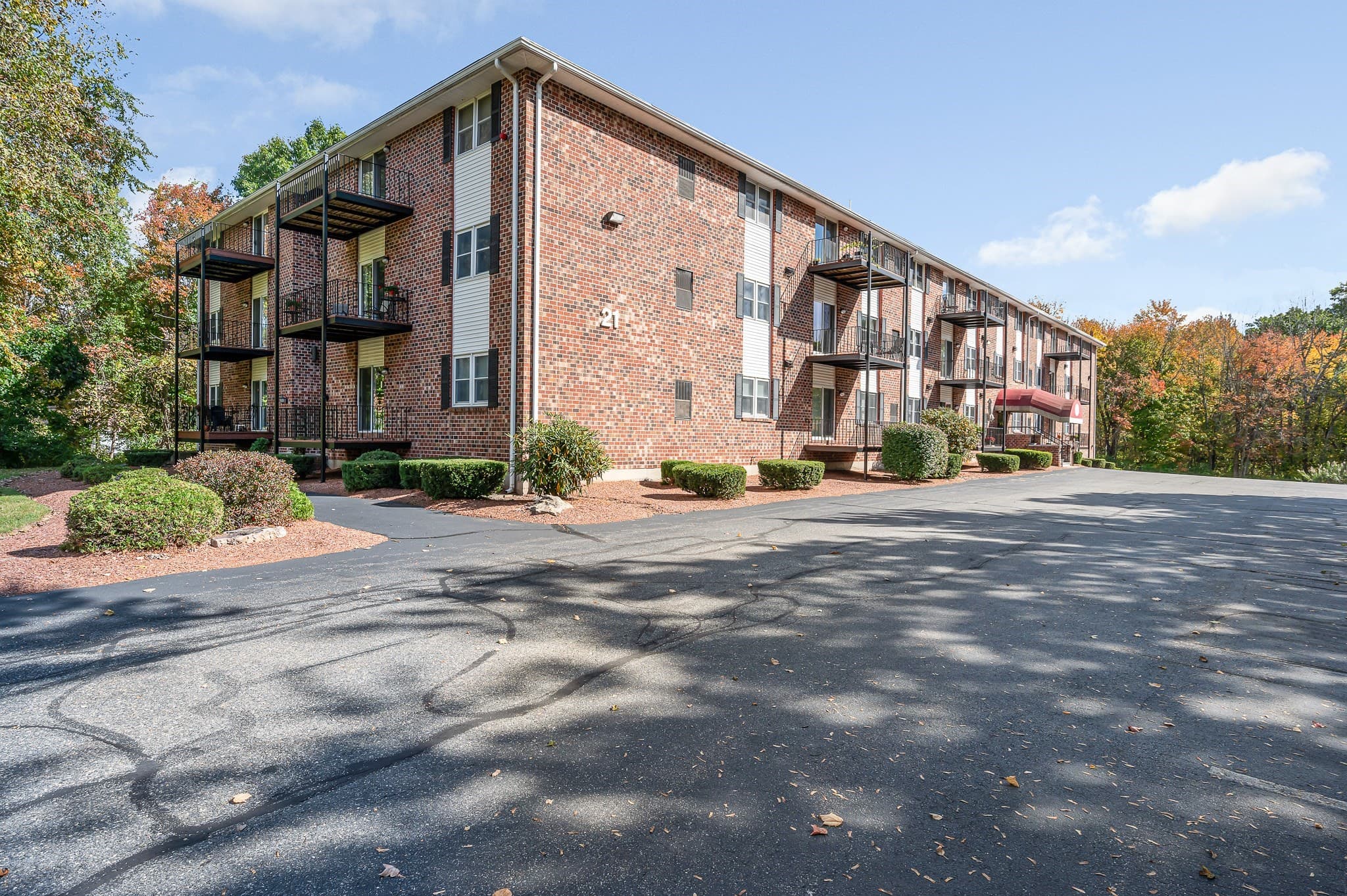 Condominium at 21 Dallas Dr # 202, Dracut MA 01826, Dracut, photo 29 of 29