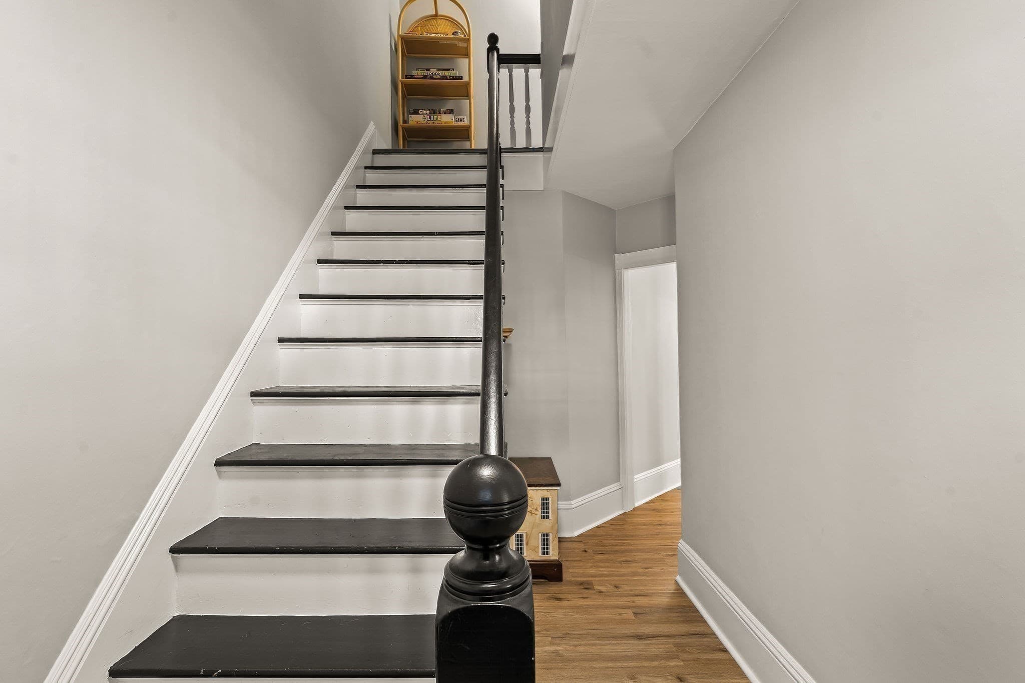 Single Family Residence at 64 Mooreland Ave, Leominster MA 01453, Leominster, photo 17 of 27