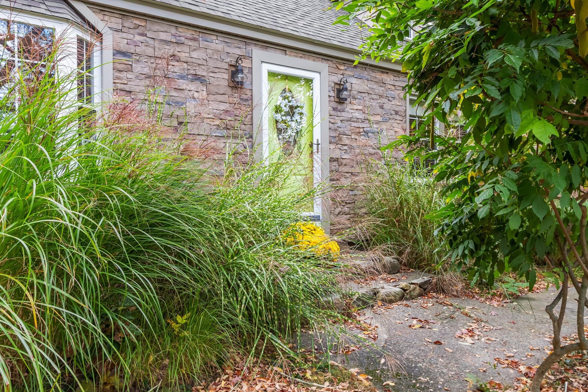 Single Family Residence at 340 Purgatory Road, Northbridge MA 01588, Northbridge, photo 3 of 26