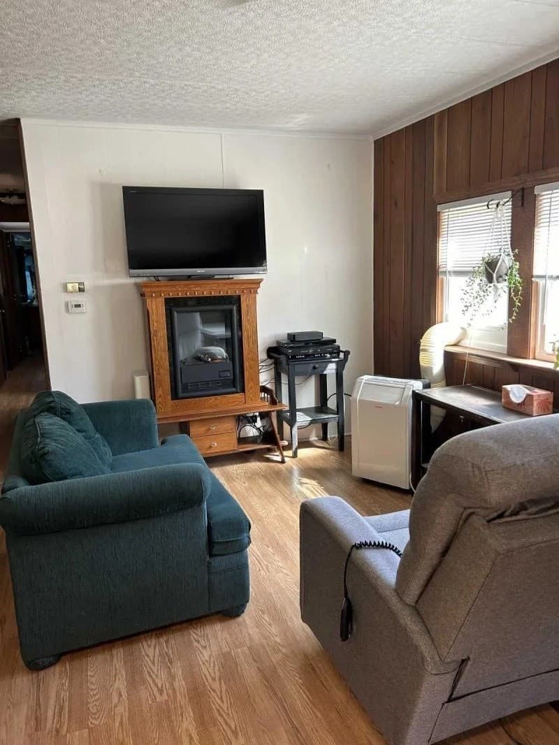 Mobile Home at 32 Parkwood Drive, Halifax MA 02338, Halifax, photo 2 of 20