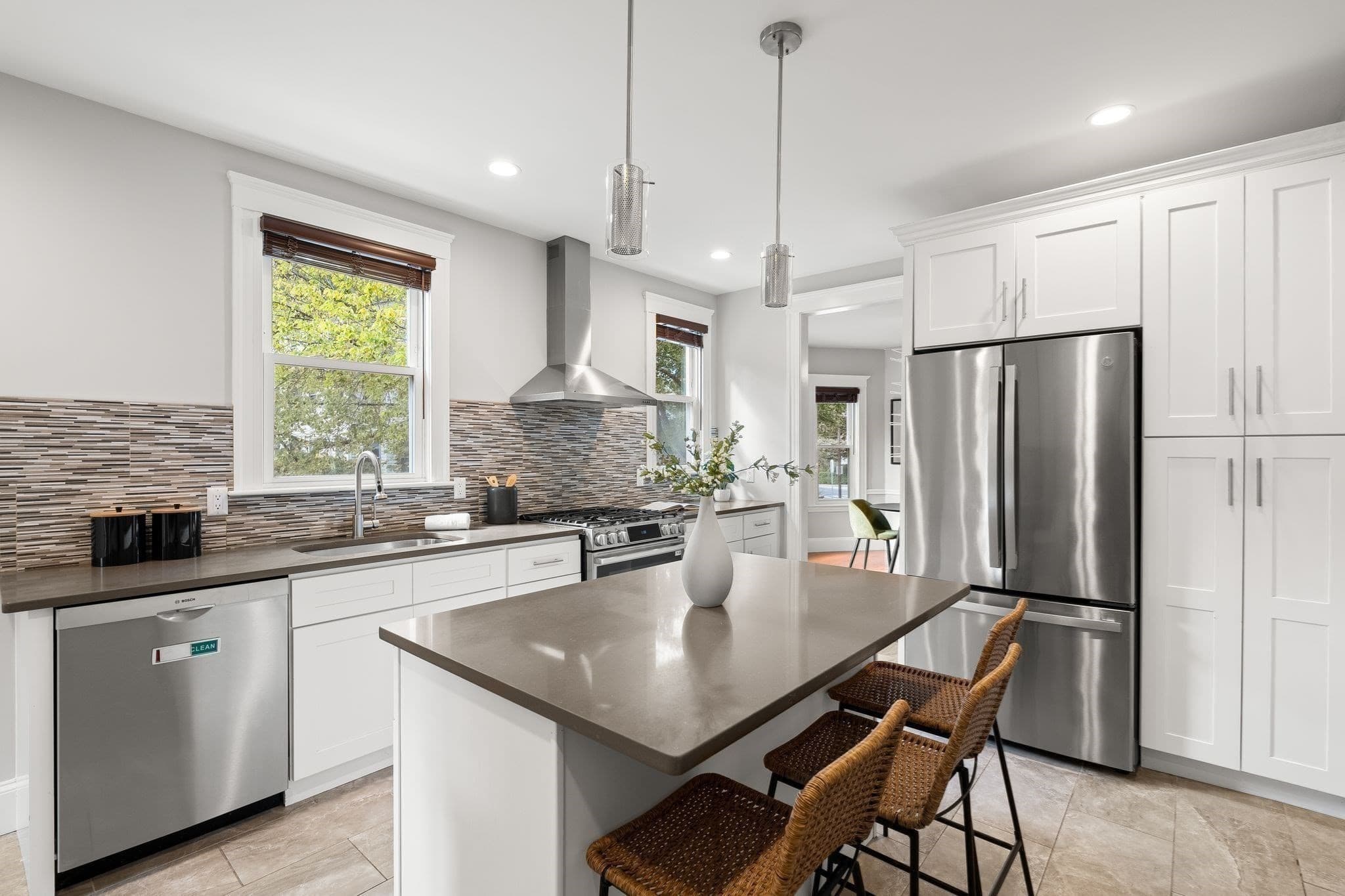 Condominium at 580 High Street # 1, Medford MA 02155, Medford, photo 14 of 42