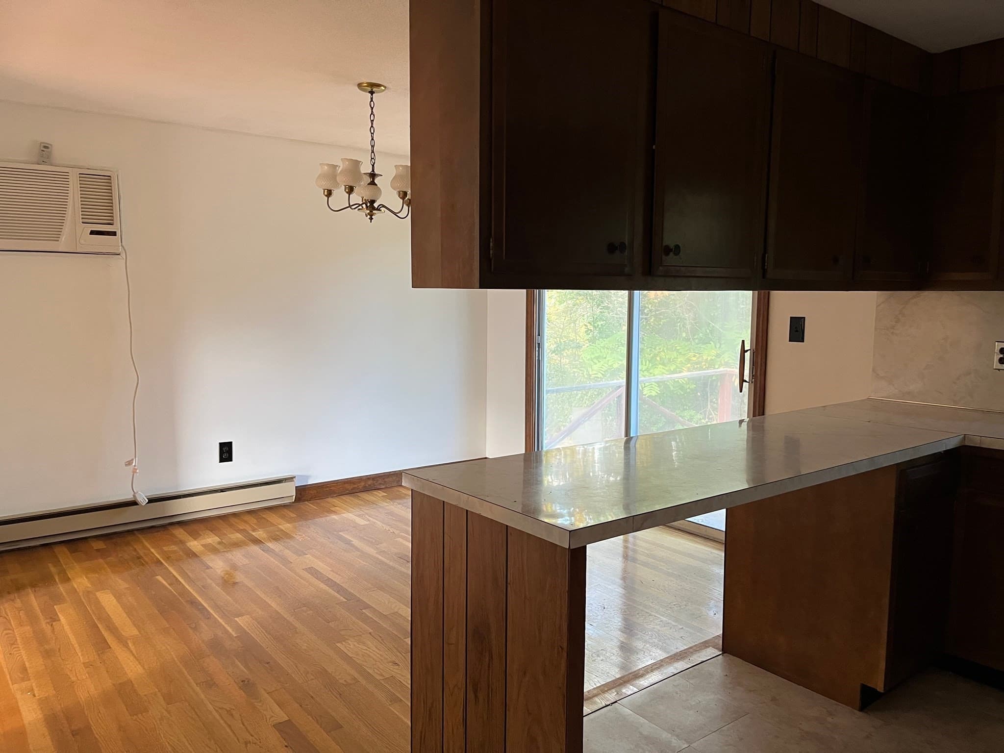 Single Family Residence at 10 Douglas Drive, Ayer MA 01432, Ayer, photo 8 of 28
