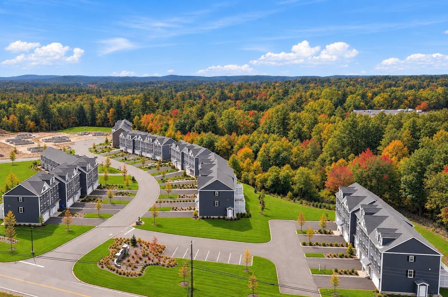 Condominium at 52 Elise Avenue # 26, Londonderry NH 03053, Londonderry, photo 18 of 35
