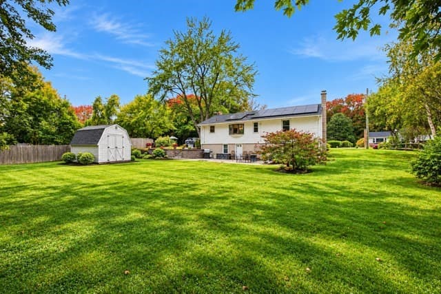 Single Family Residence at 85 Peros Dr, Agawam MA 01001, Agawam, photo 15 of 21