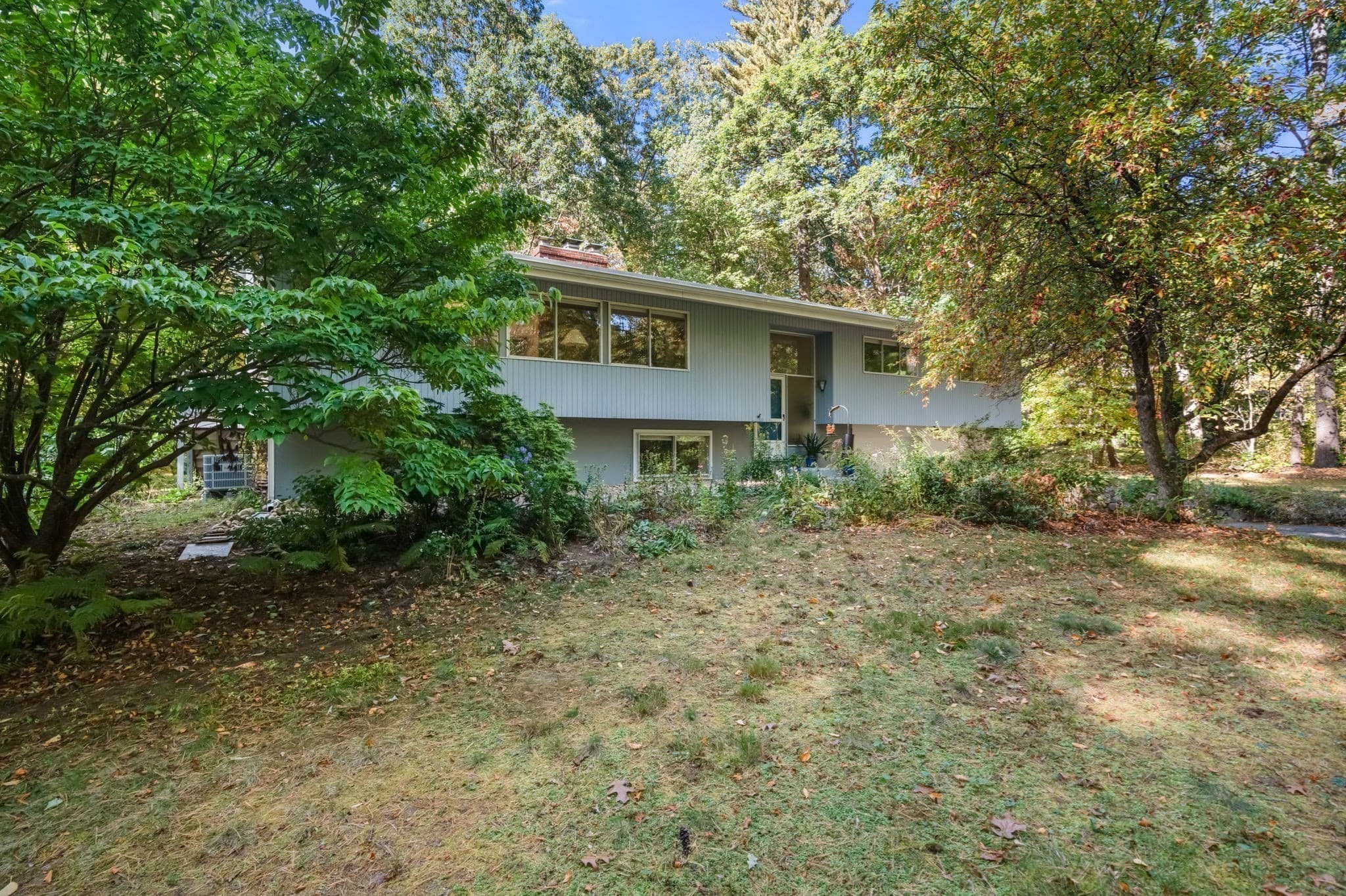 Single Family Residence at 19 Holiday Road, Wayland MA 01778, Wayland, photo 2 of 30