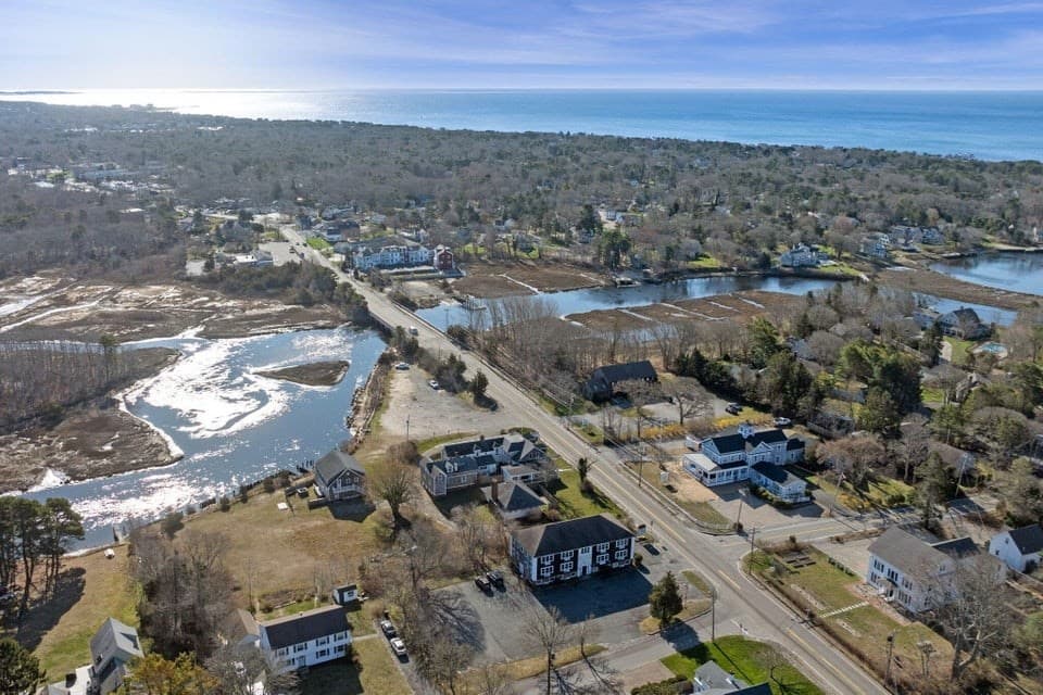 Business Opportunity at 126 Route 28, Harwich MA 02671, photo 2 of 5