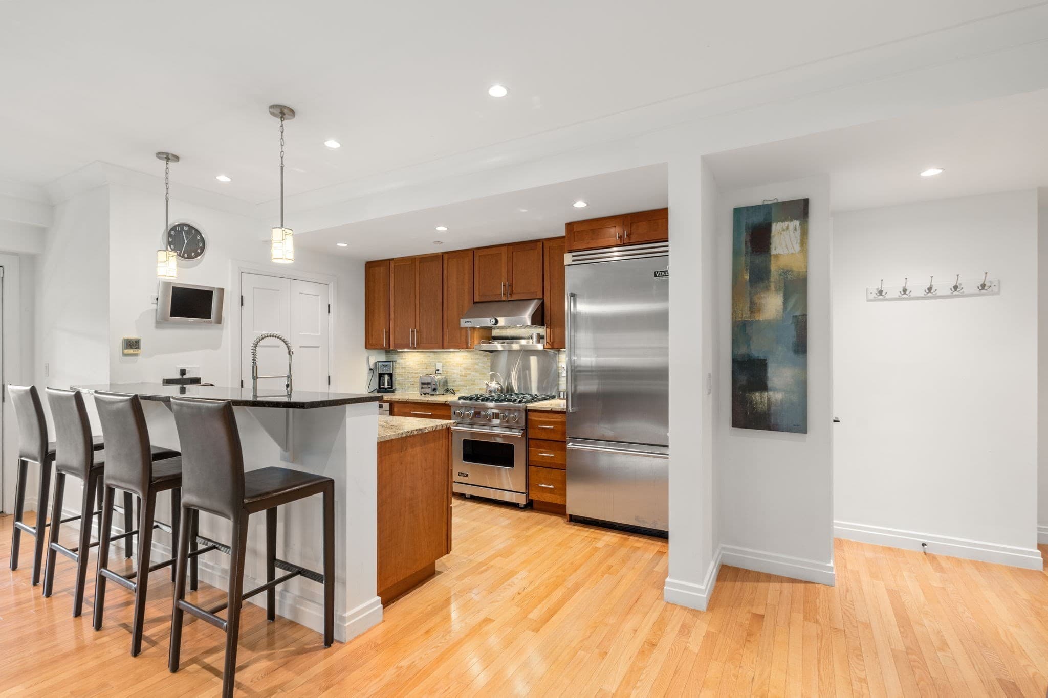 Condominium at 36 Central Ave # 16, Milton MA 02186, Milton, photo 3 of 36