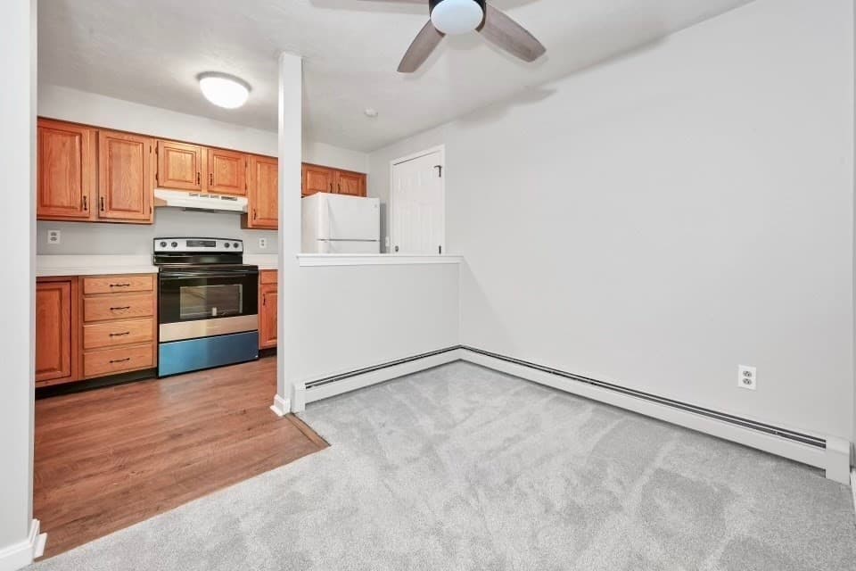 Condominium at 610 S Franklin St # F302, Holbrook MA 02343, Holbrook, photo 6 of 26