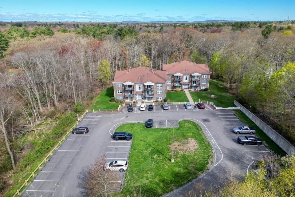 Condominium at 610 S Franklin St # F302, Holbrook MA 02343, Holbrook, photo 26 of 26