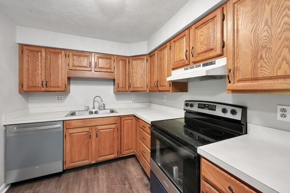 Condominium at 610 S Franklin St # F302, Holbrook MA 02343, Holbrook, photo 9 of 26