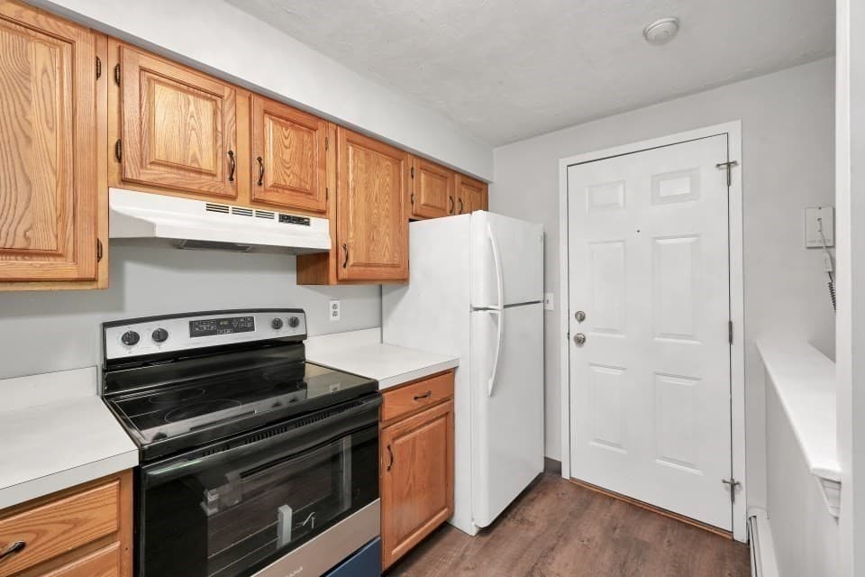Condominium at 610 S Franklin St # F302, Holbrook MA 02343, Holbrook, photo 8 of 26