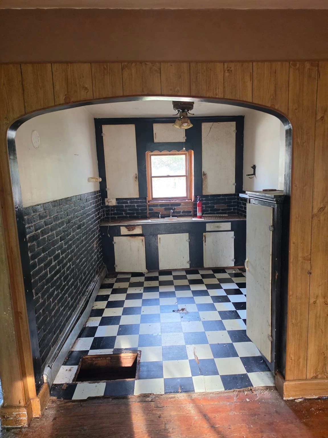 3 Family - 3 Units Up/Down at 1888 Mendon Rd, Woonsocket RI 02895, Woonsocket, photo 6 of 26
