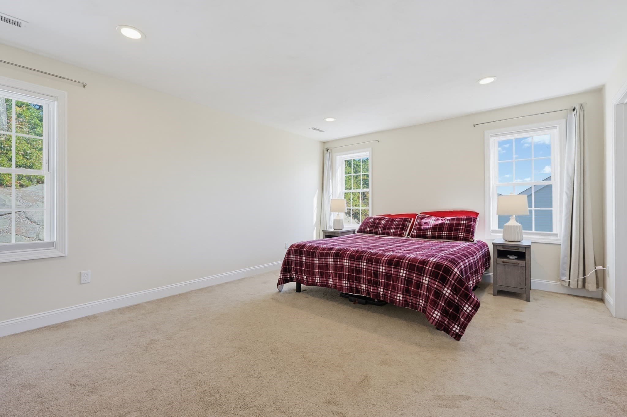 Single Family Residence at 12 Celestial Circle, Bellingham MA 02019, Bellingham, photo 16 of 40